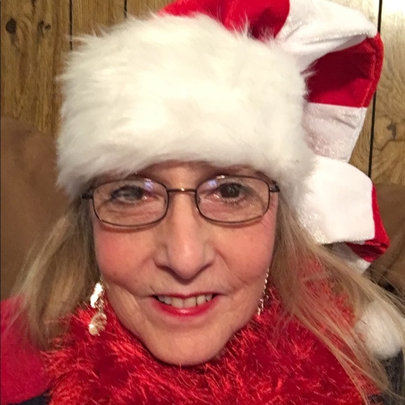 Meet your Posher, Rose marie - Picture 3 of 4